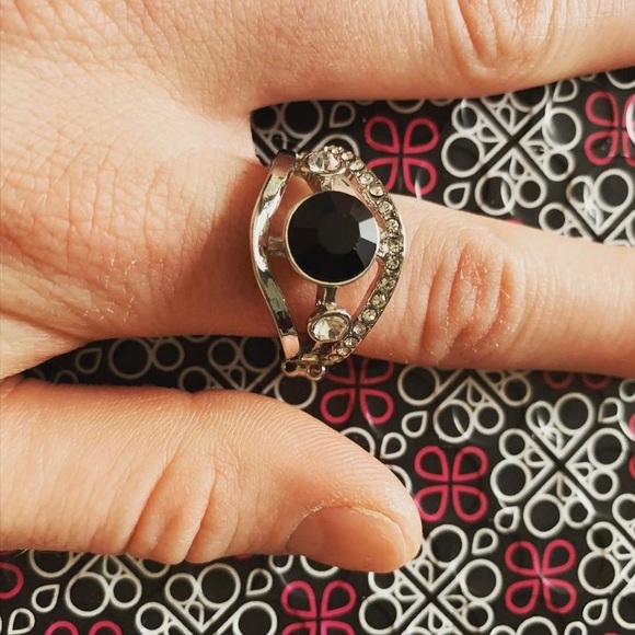 Ring - Picture 2 of 2